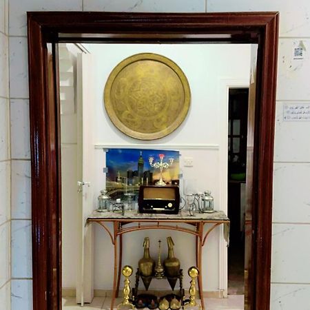 دار ورد قريب للحرم Apartment Медина Екстериор снимка