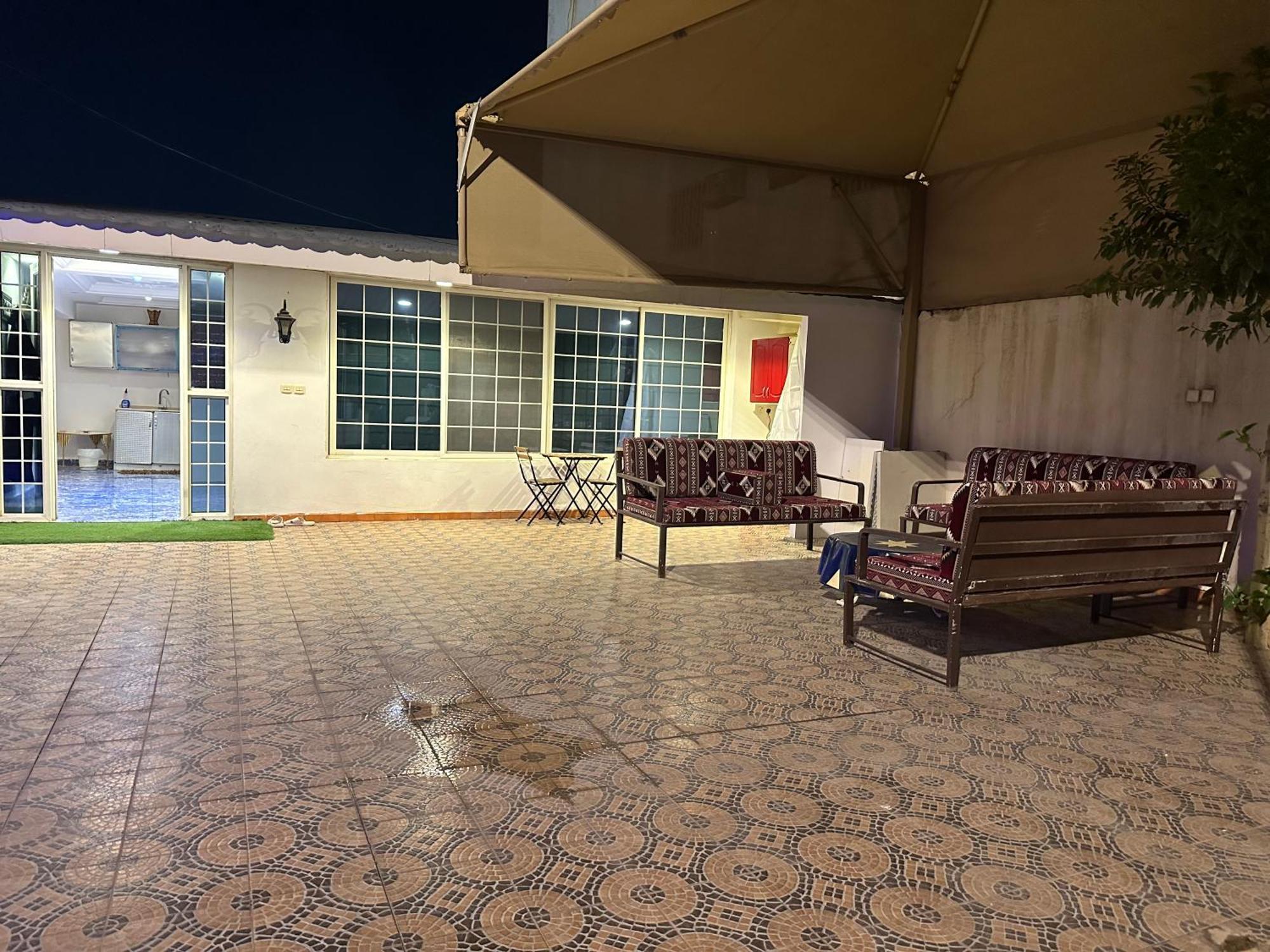 دار ورد قريب للحرم Apartment Медина Екстериор снимка