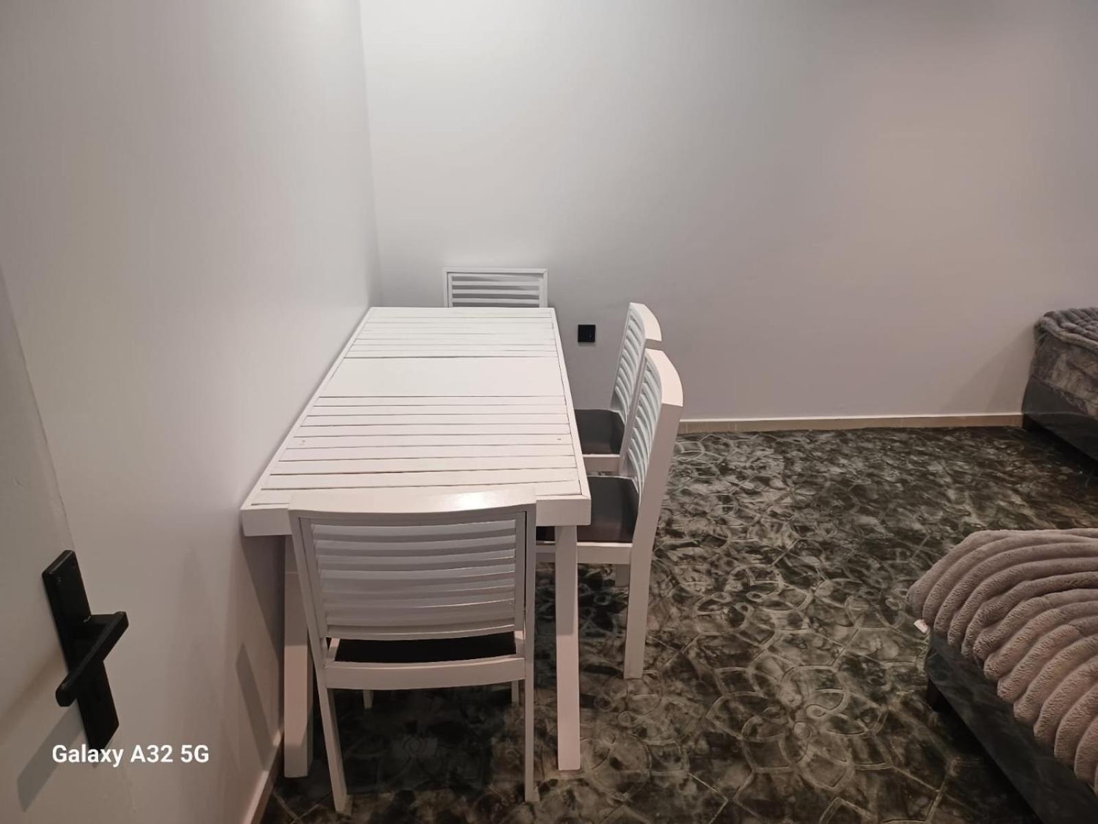 دار ورد قريب للحرم Apartment Медина Екстериор снимка