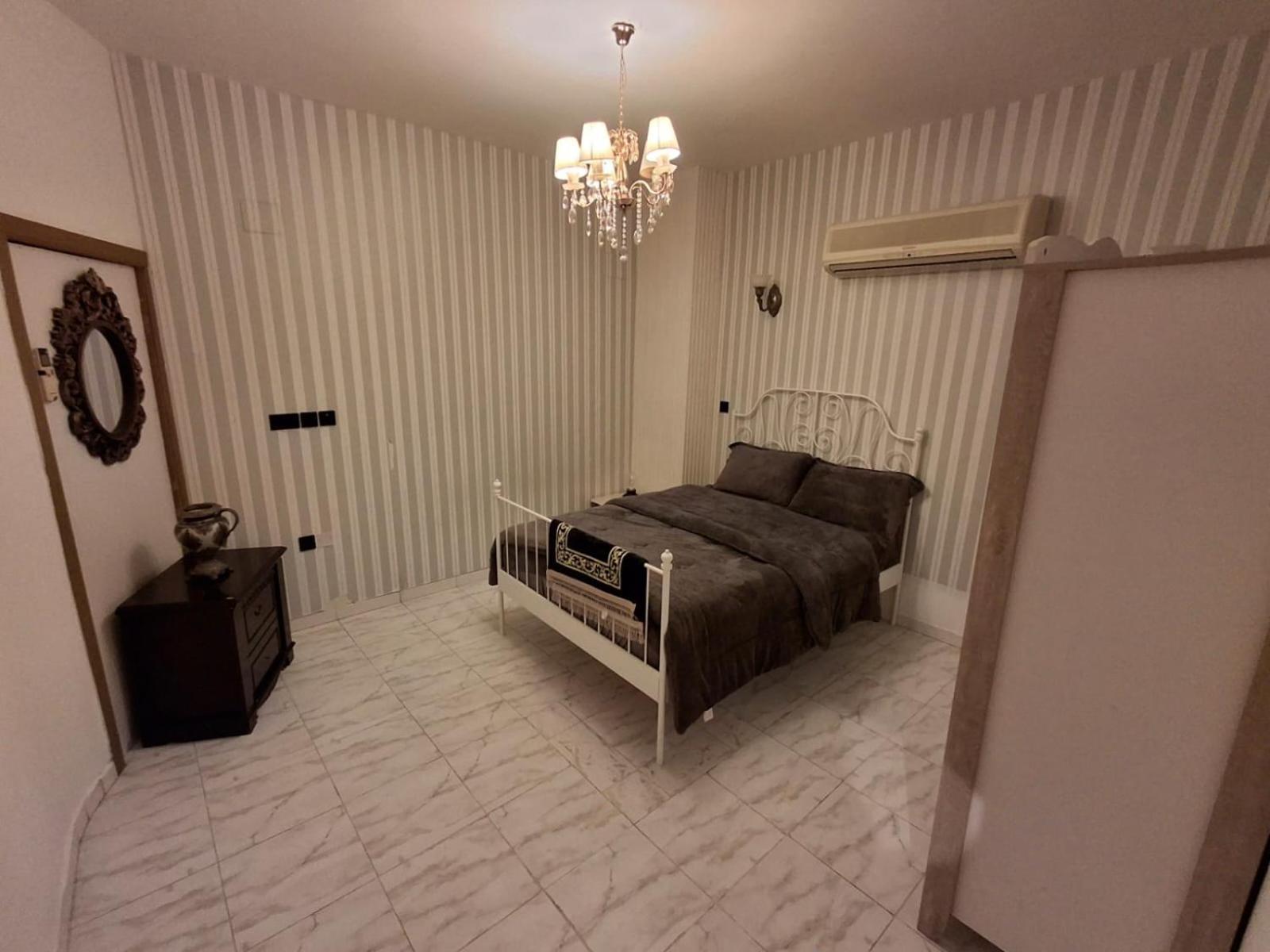 دار ورد قريب للحرم Apartment Медина Екстериор снимка